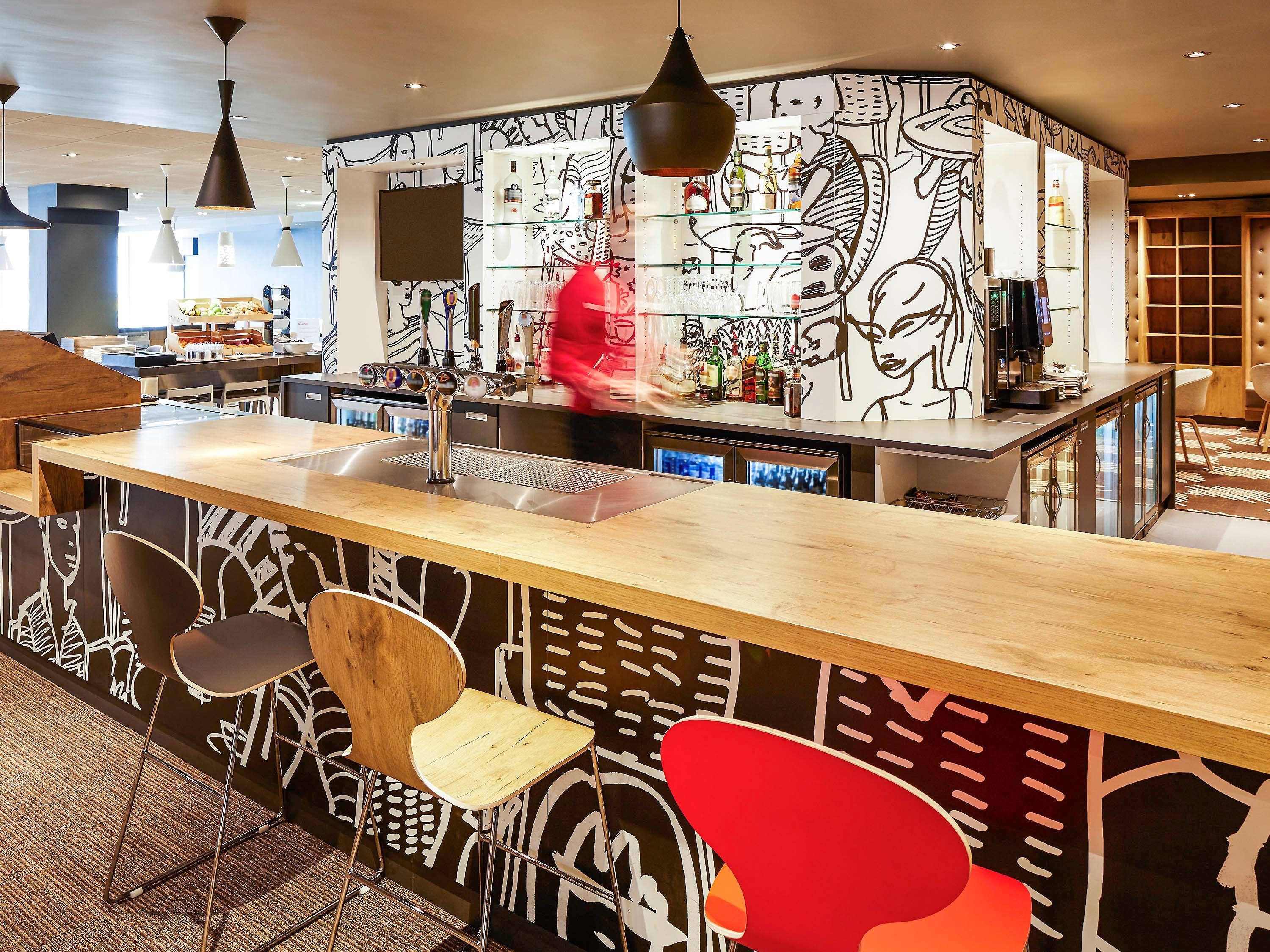 Ibis London Heathrow Airport Hotel 3*