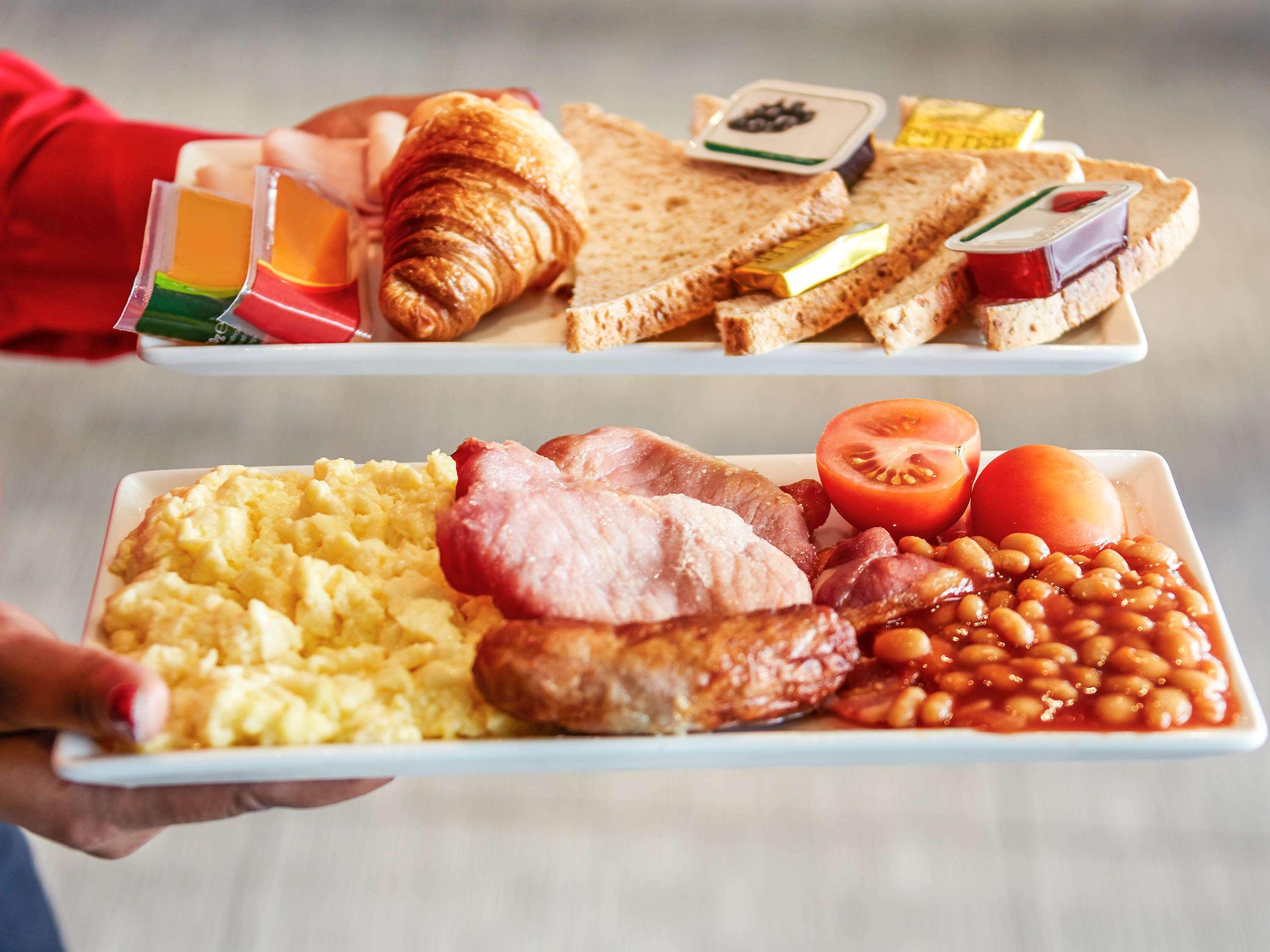 Ibis London Heathrow Airport 3*